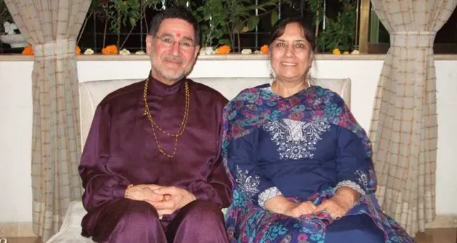 With Master Charles Cannon